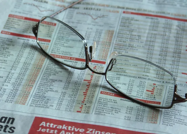 news, stock, newspaper, glasses, commerce, entrepreneur, insurance, finance, business, stock market, germany, investment, management, accounting, insurance, stock market, stock market, stock market, stock market, stock market. Write testable triggers for a B2B social selling target audience